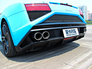 2013款LP 560-4 排气管