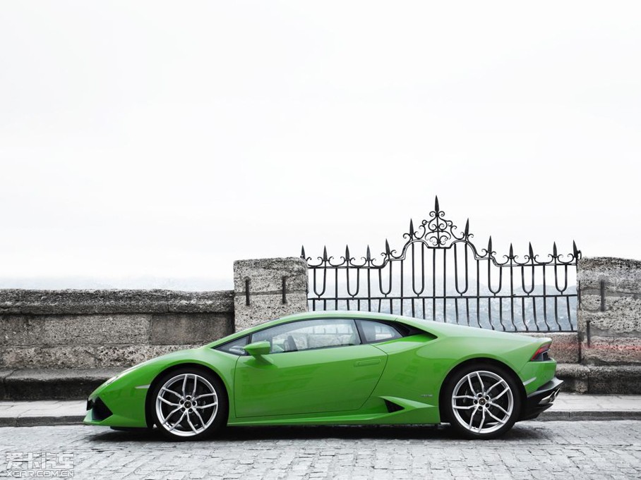 2014Huracn 4WD Coupe