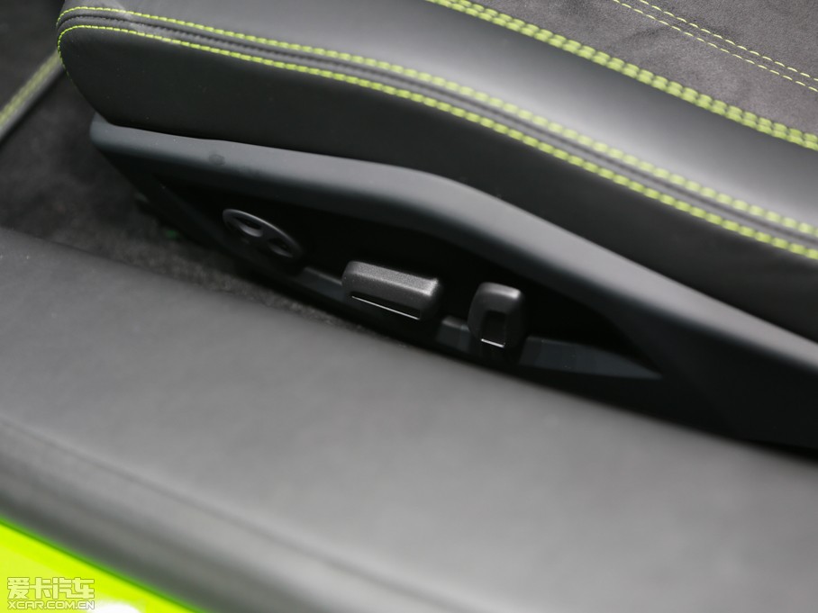 2014Huracn 4WD Coupe