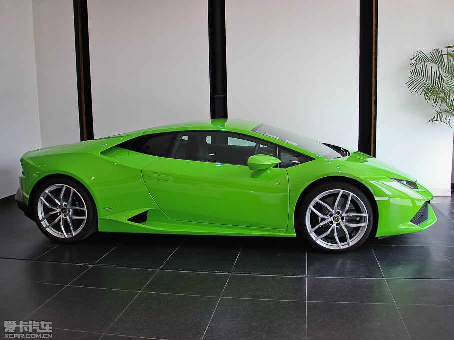 2014Huracn 4WD Coupe