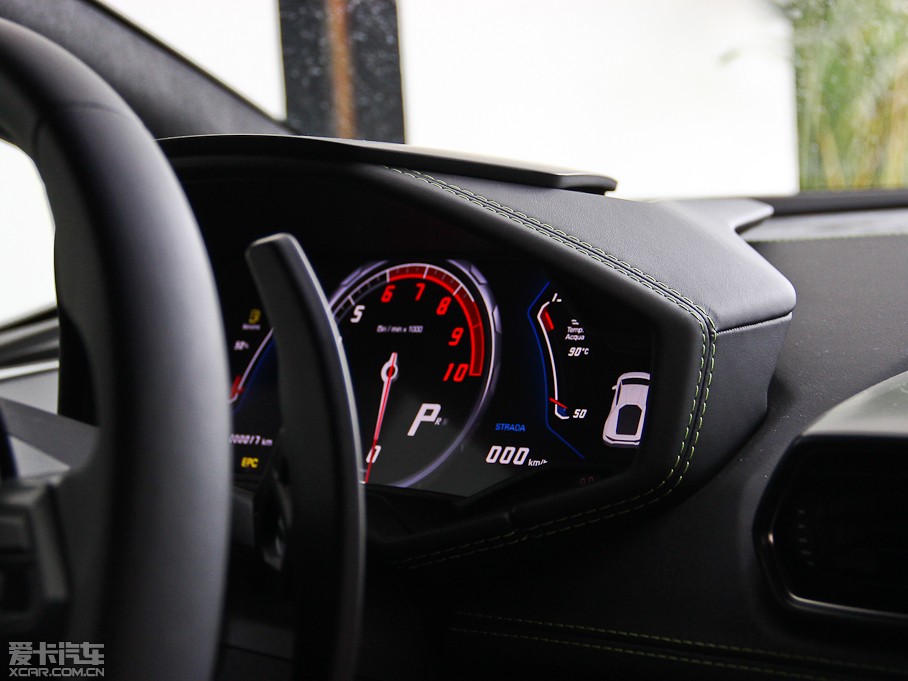 2014Huracn 4WD Coupe