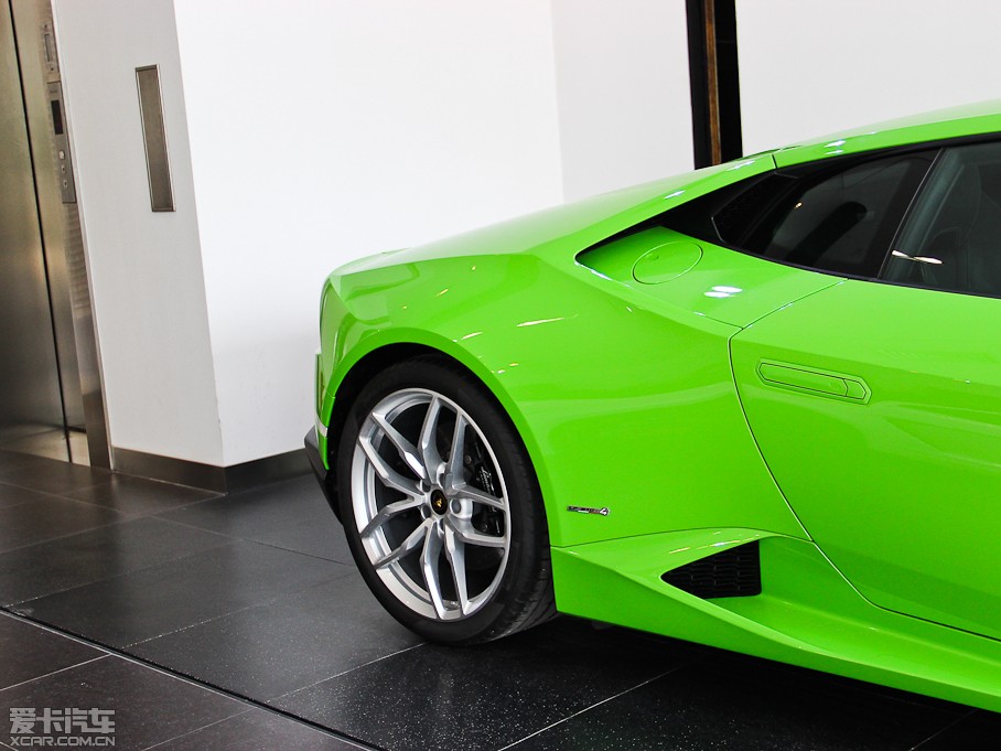 2014Huracn 4WD Coupe