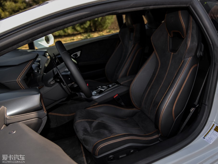 2014Huracn 4WD Coupe