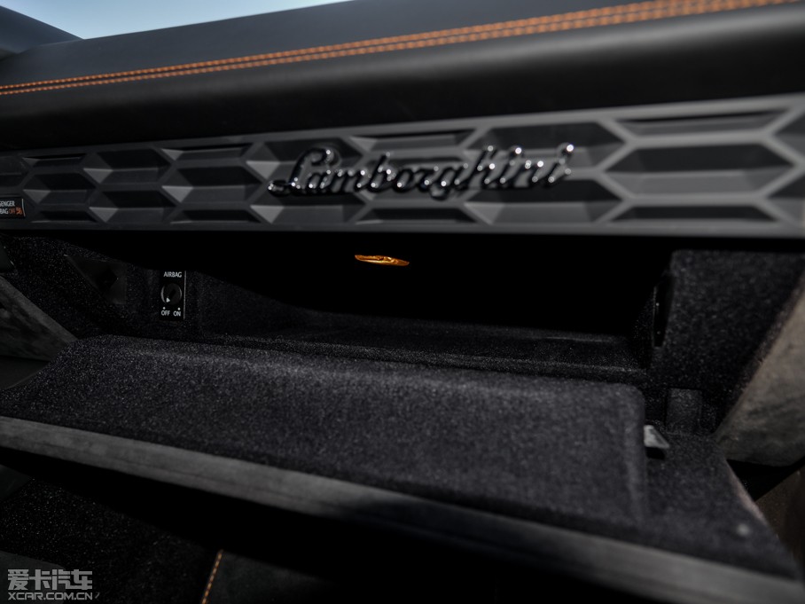 2014Huracn 4WD Coupe