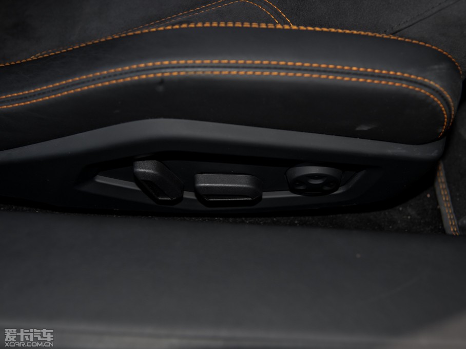 2014Huracn 4WD Coupe