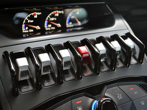 20144WD Coupe п؅^(q)