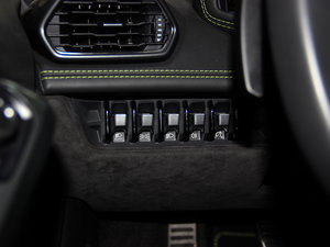 20144WD Coupe п؅^(q)