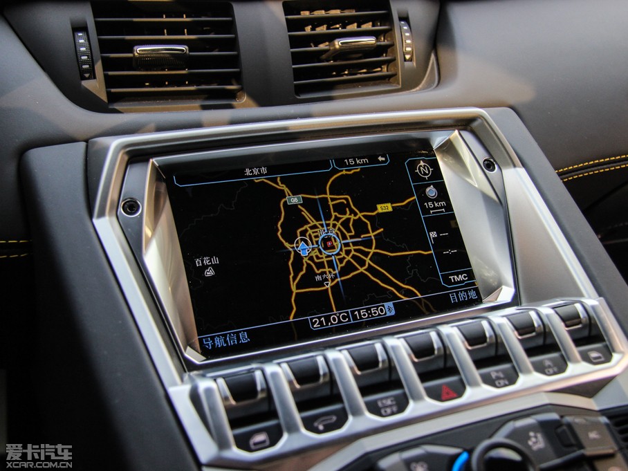 2011A(y)ventador LP 700-4