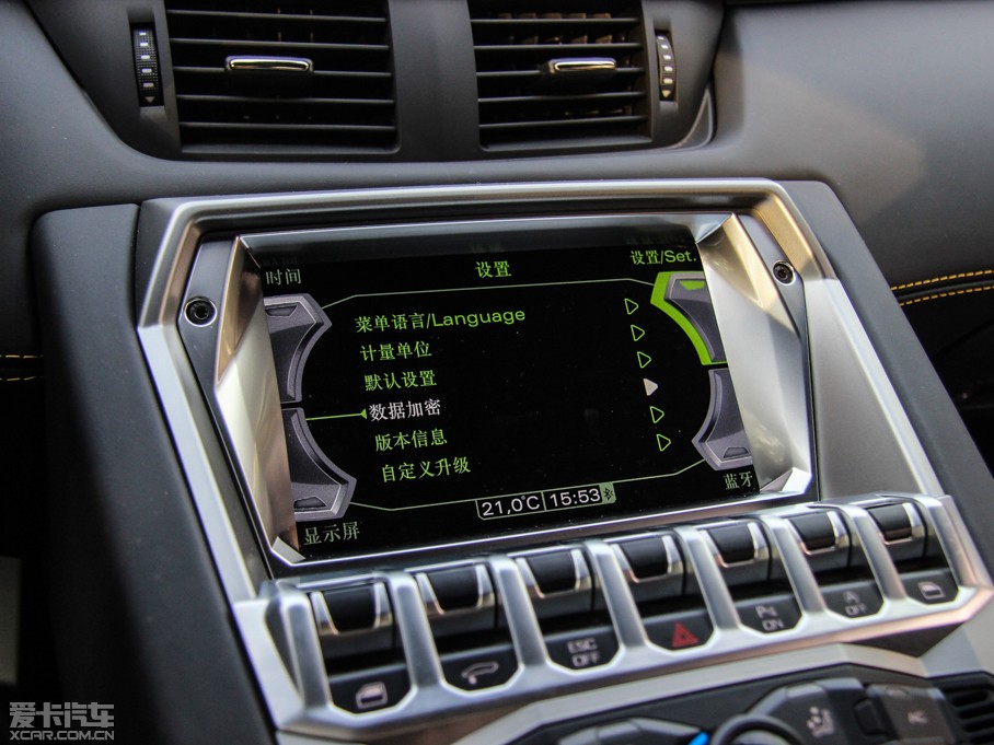 2011A(y)ventador LP 700-4