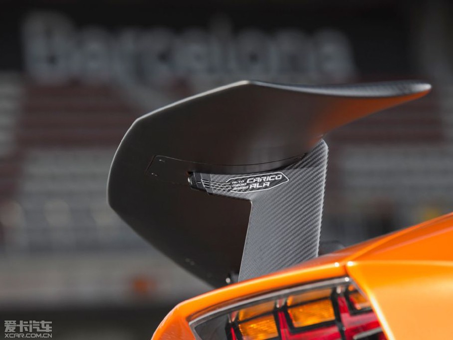 2015A(y)ventador LP 750-4 Superveloce