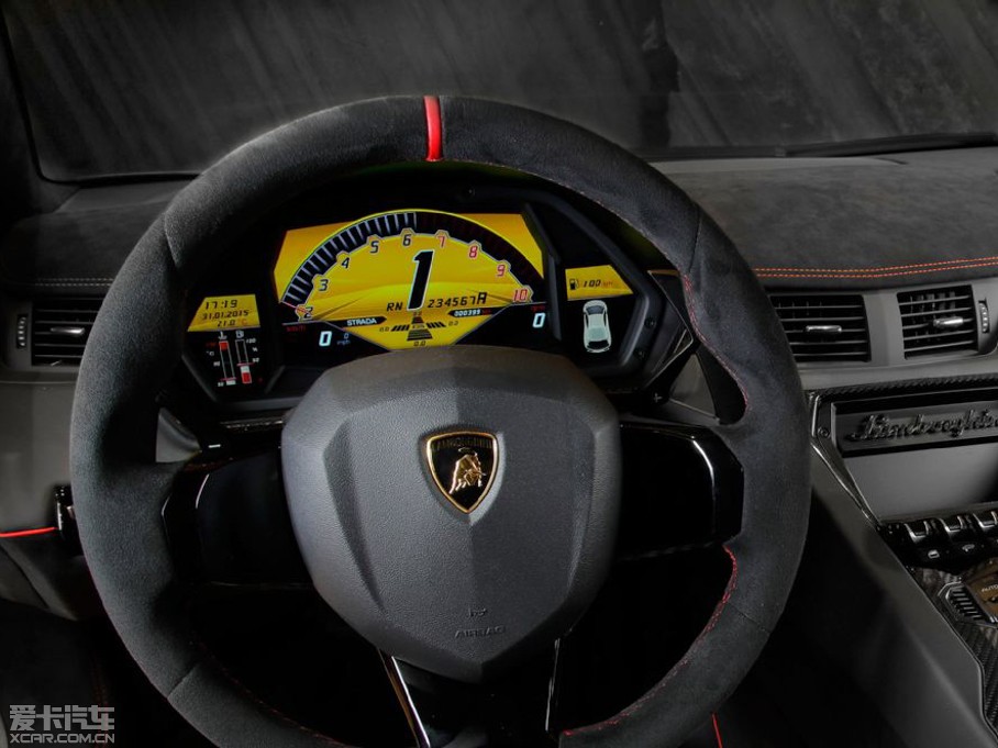 2015A(y)ventador LP 750-4 Superveloce