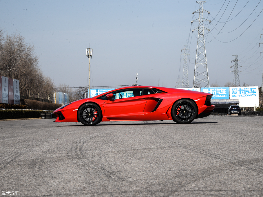 2011Aventador LP 700-4