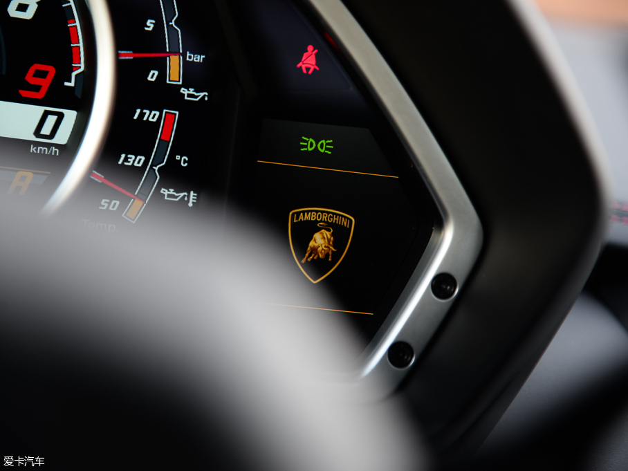 2011A(y)ventador LP 700-4