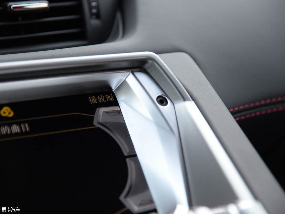 2011A(y)ventador LP 700-4