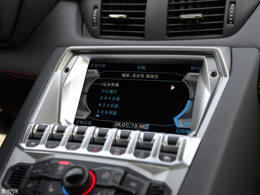 2011A(y)ventador LP 700-4