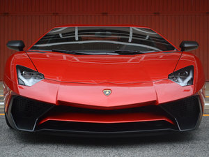 2015LP 750-4 Superveloce w^