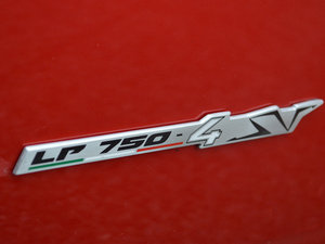 2015LP 750-4 Superveloce ^