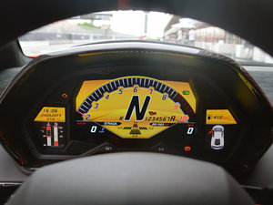 2015款LP 750-4 Superveloce 中控区