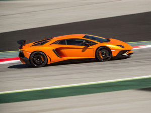 2015LP 750-4 Superveloce w^