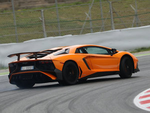 2015LP 750-4 Superveloce w^