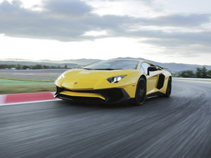 2015LP 750-4 Superveloce w^