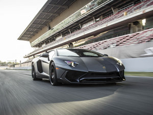 2015LP 750-4 Superveloce w^