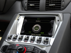 2011LP 700-4 п؅^(q)