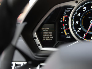 2011款LP 700-4 中控区