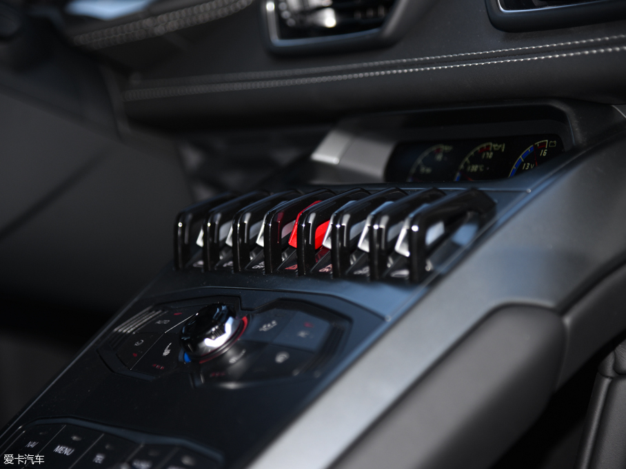 2016Huracn LP 600-4 Ї