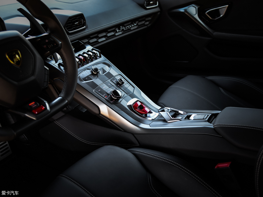 2016Huracn LP 600-4 Ї