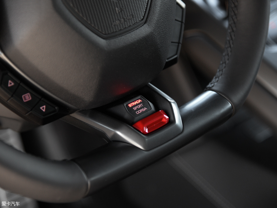 2016Huracn LP 600-4 Ї