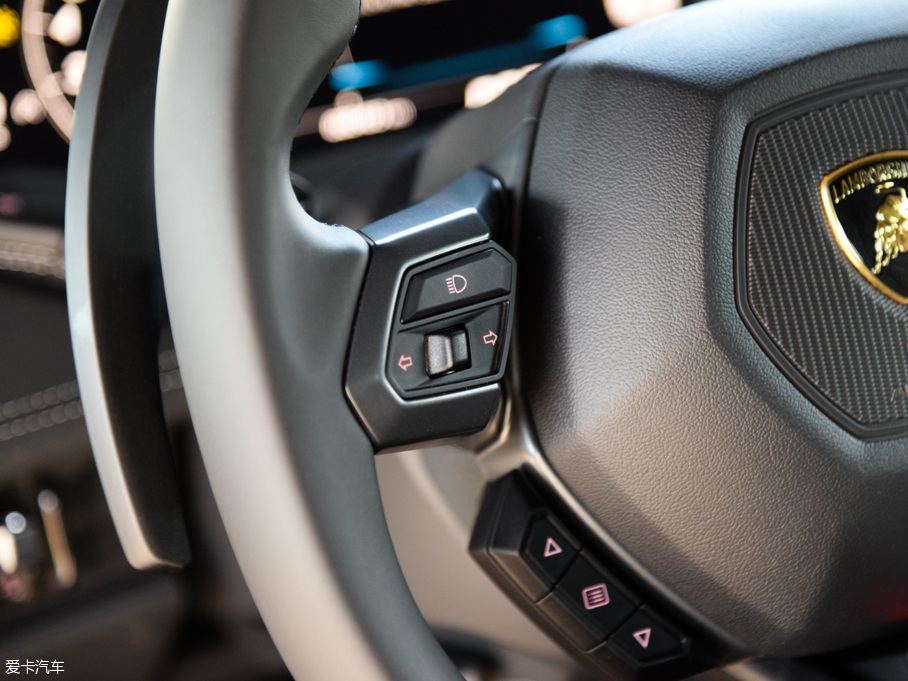 2016Huracn LP 600-4 Ї