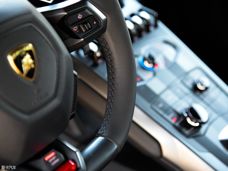 2016Huracn LP 600-4 Ї