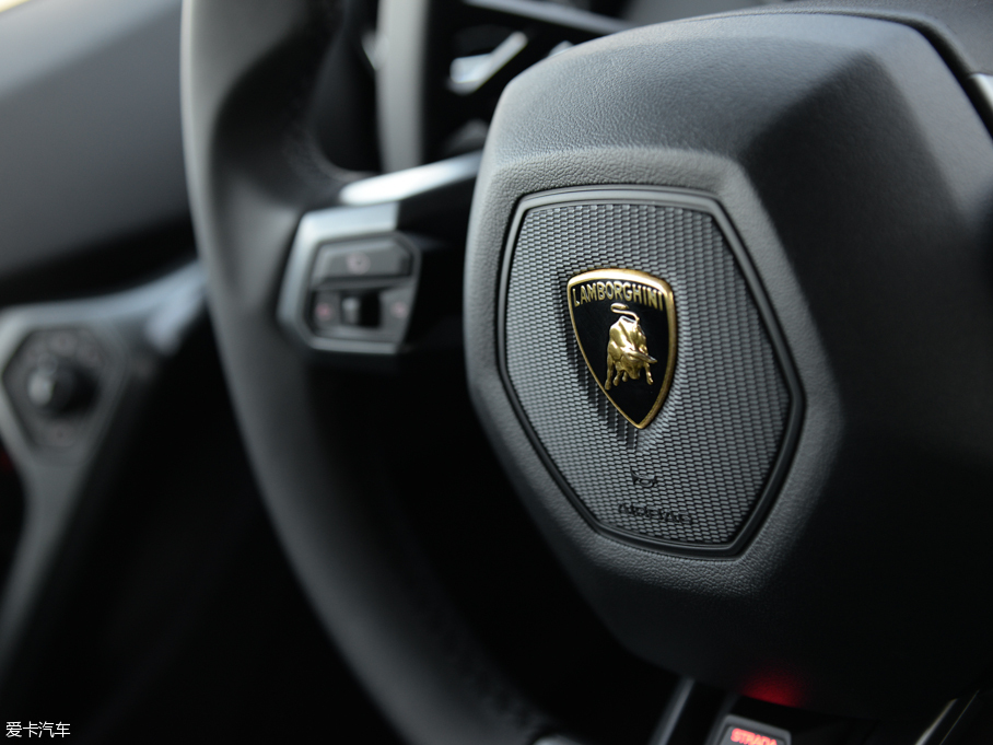 2016Huracn LP 600-4 Ї