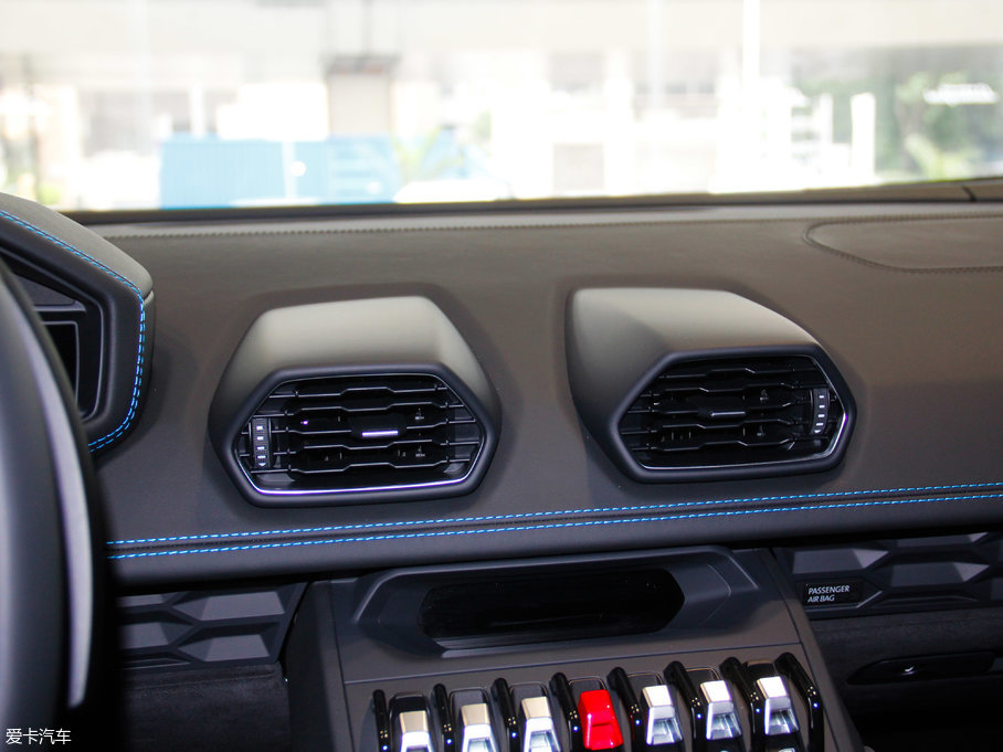 2016Huracn 610-4 Avio