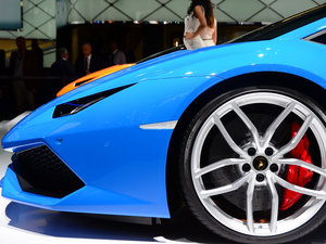 2016Huracan  (x)(ji)^