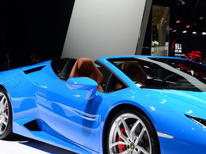 2016Huracan  (x)(ji)^