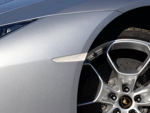 2016LP 600-4 Ї (ji)^