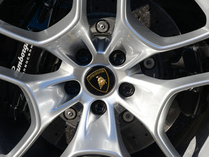 2016LP 600-4 Ї (ji)^