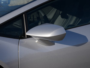 2016LP 600-4 Ї (ji)^