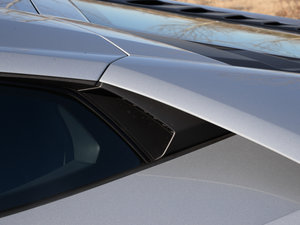 2016LP 600-4 Ї (ji)^