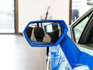 2016Huracan  (x)(ji)^