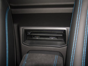 2016610-4 Avio п؅^(q)