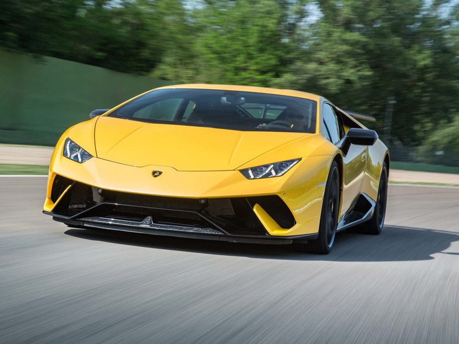 2017��Hurac��n Performante