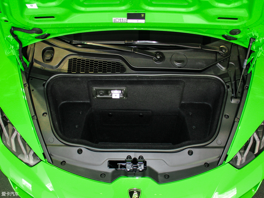 2017��Hurac��n RWD Spyder