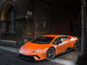 2017Performante w^