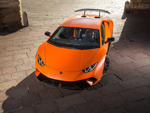 2017Performante w^