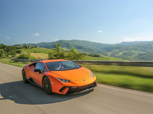 2017Performante w^