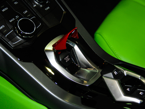 2017RWD Spyder п؅^(q)