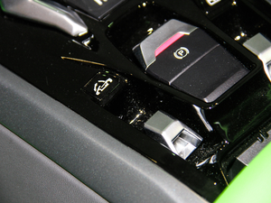 2017RWD Spyder п؅^(q)